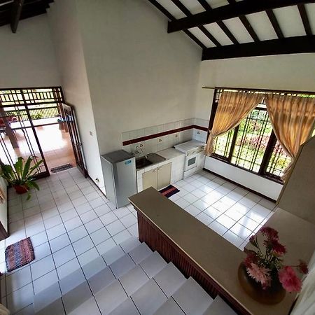 Grha Kasih Hotel Bogor Bagian luar foto