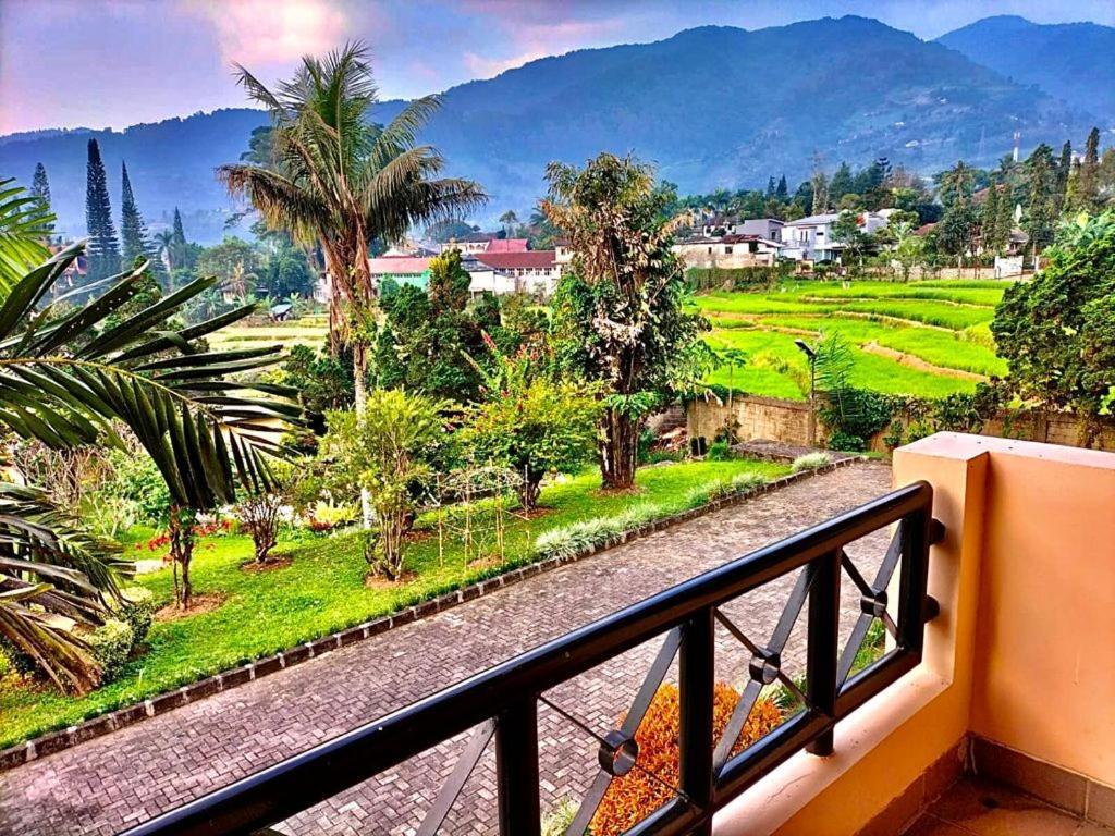 Grha Kasih Hotel Bogor Bagian luar foto