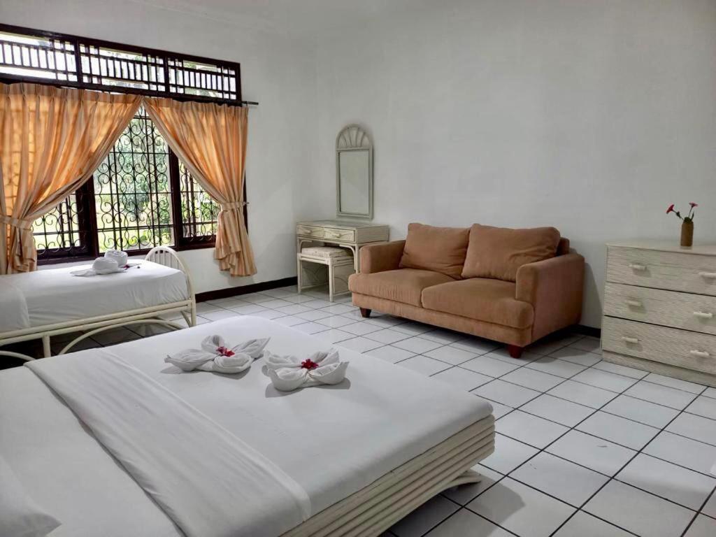 Grha Kasih Hotel Bogor Bagian luar foto